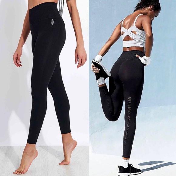 Free People Movement Good Karma Black Leggings - Picture 2 of 13